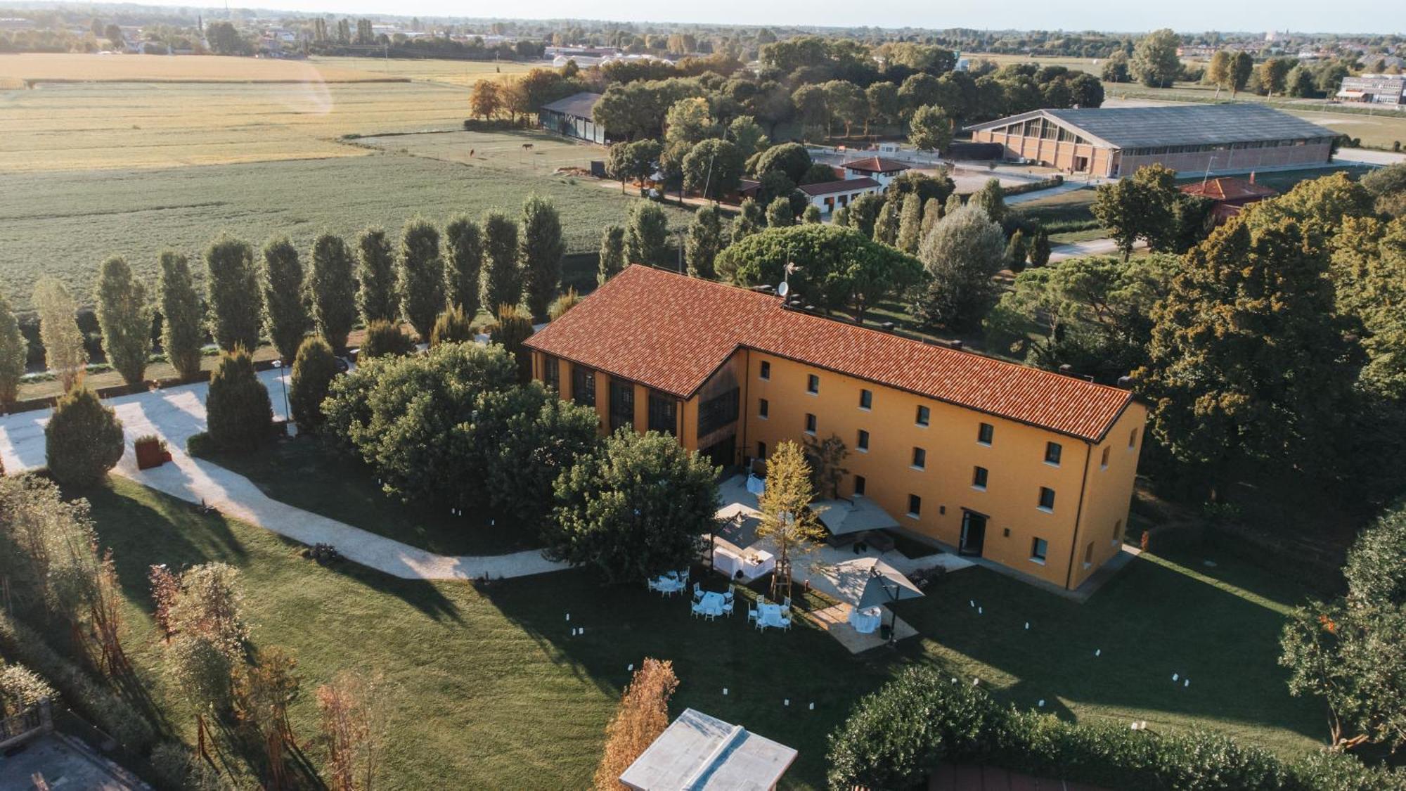 Отель Borgo38 Fossalta di Portogruaro Экстерьер фото